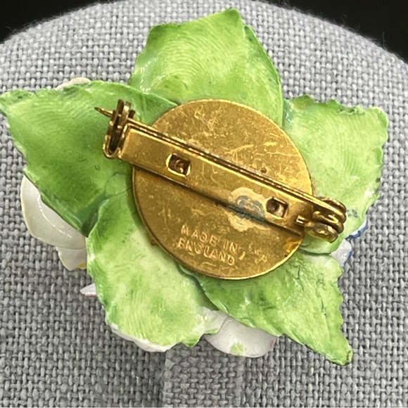 Vintage Coalbrook China floral Brooches made in England - Picture 9 of 9